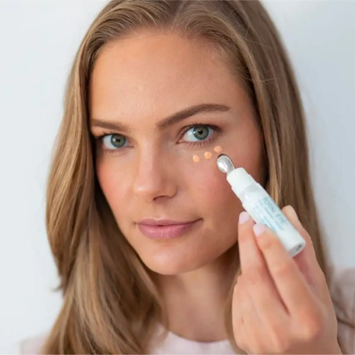 Wedoskin Colorescience Total Eye 3-in-1 Renewal Therapy SPF 35 for eyes, lips, and cheeks, featuring a medium shade with smooth application.